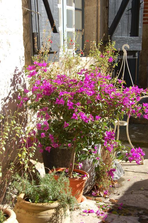 Auberge Lion D'Or Saint-Antonin Habitación foto