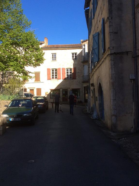 Auberge Lion D'Or Saint-Antonin Exterior foto